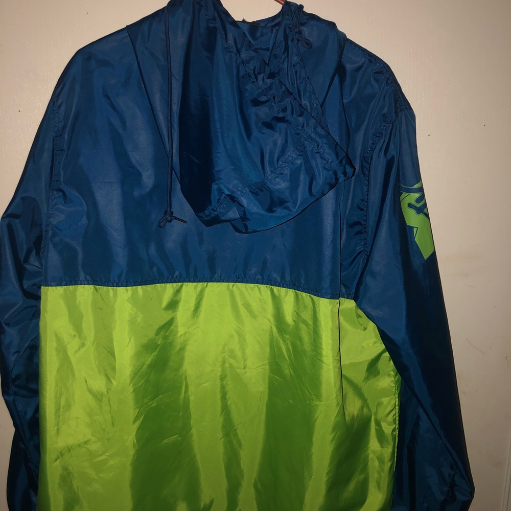 A MTV windbreaker